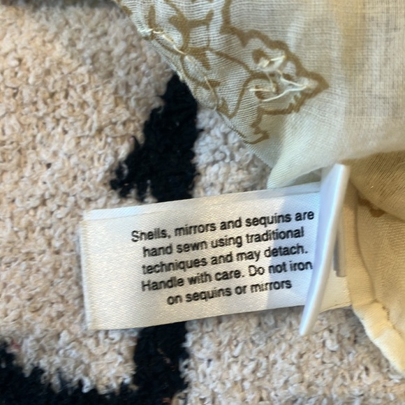 MARGARET LOVES PETER BEACH 🏖️ COVERUP SIZE 1 - Picture 6 of 6